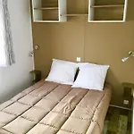 Au Pre De L'etang Κάμπινγκ