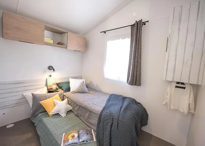 Au Pre De L'etang Sainte-Foy (Vendee)