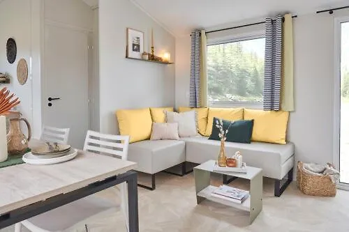 Au Pre De L'etang Sainte-Foy (Vendee)